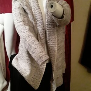 Multi-colored, long sleeve sweater